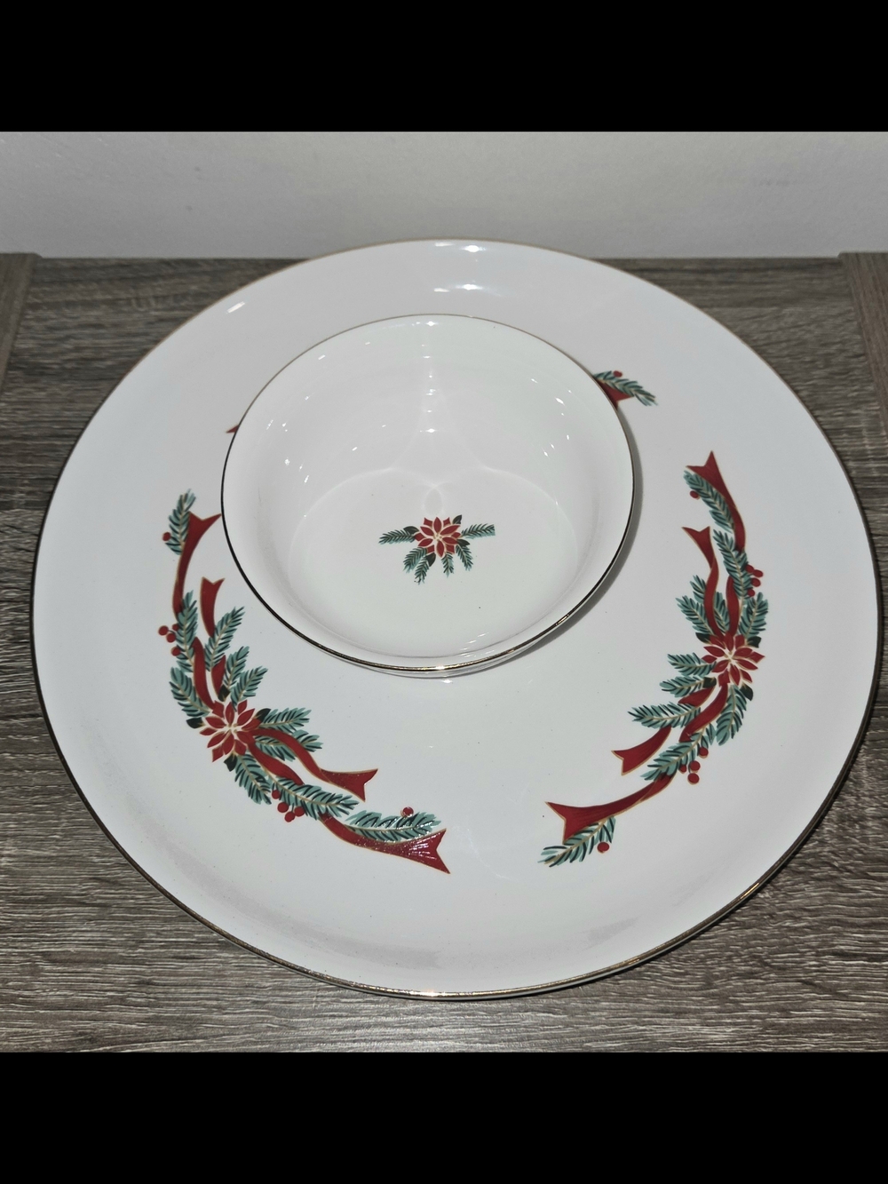 Vintage Tienshan Poinsettia & Ribbons Chips & Dip Serving Set SEE DESCRIPTION